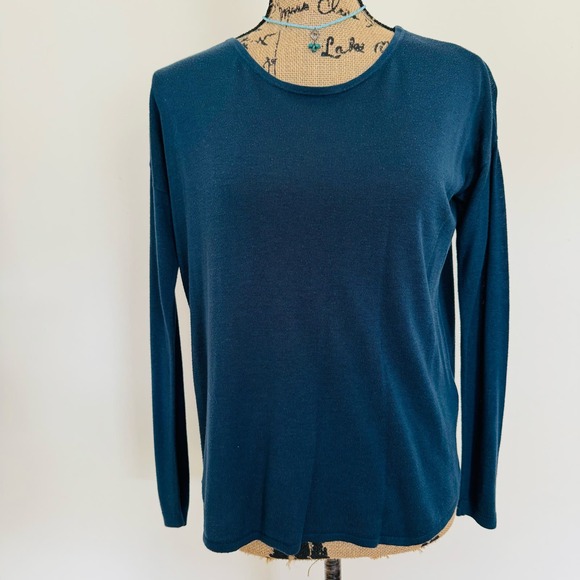 H&M Basics Womens Teal Blue Long Sleeve Crewneck Tee Shirt Size XS - Picture 1 of 8